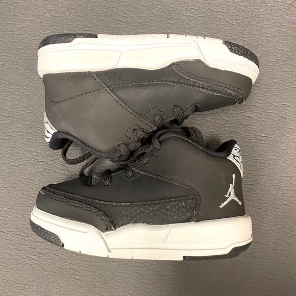 Toddler Jordan Flight Origin 4C‎ black sneakers - Picture 1 of 8